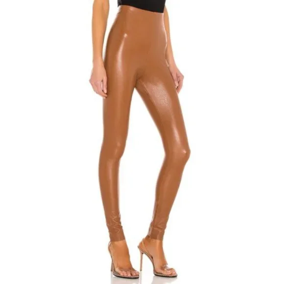 Commando Faux Leather Leggings in Color Cocoa - Picture 2 of 5